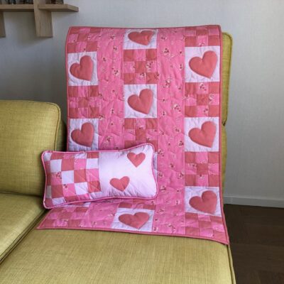 Babyzimmer Kuscheldecken 100x70 und Kissen