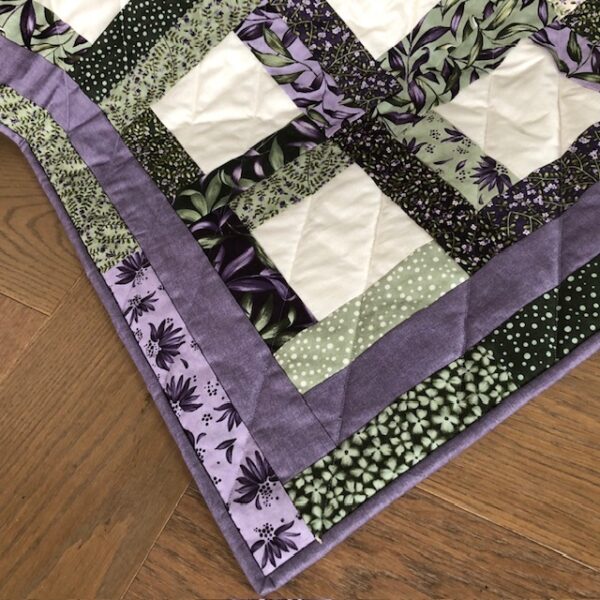 Tagesdecke lila
