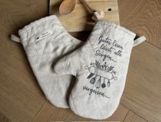 personalisierte-Ofenhandschuhe-sicher-kochen